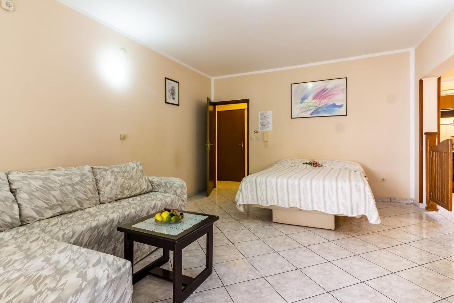 Apartments Mir Fažana Εξωτερικό φωτογραφία