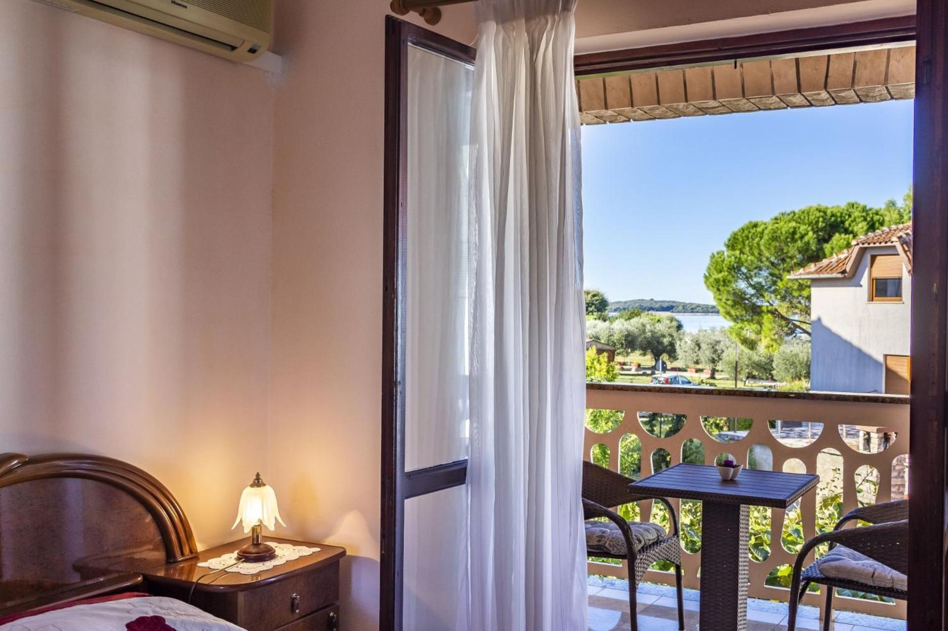 Apartments Mir Fažana Εξωτερικό φωτογραφία
