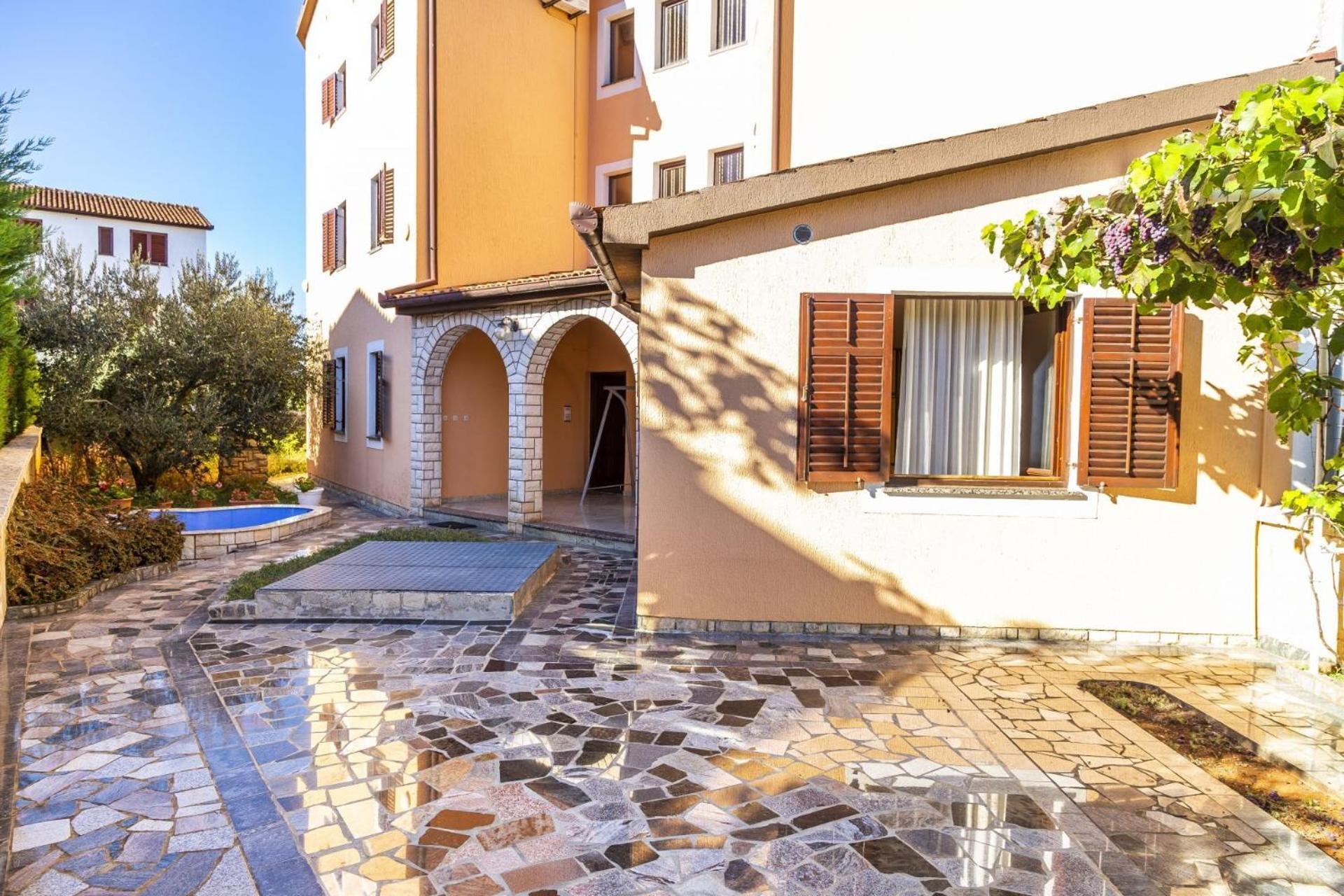 Apartments Mir Fažana Εξωτερικό φωτογραφία
