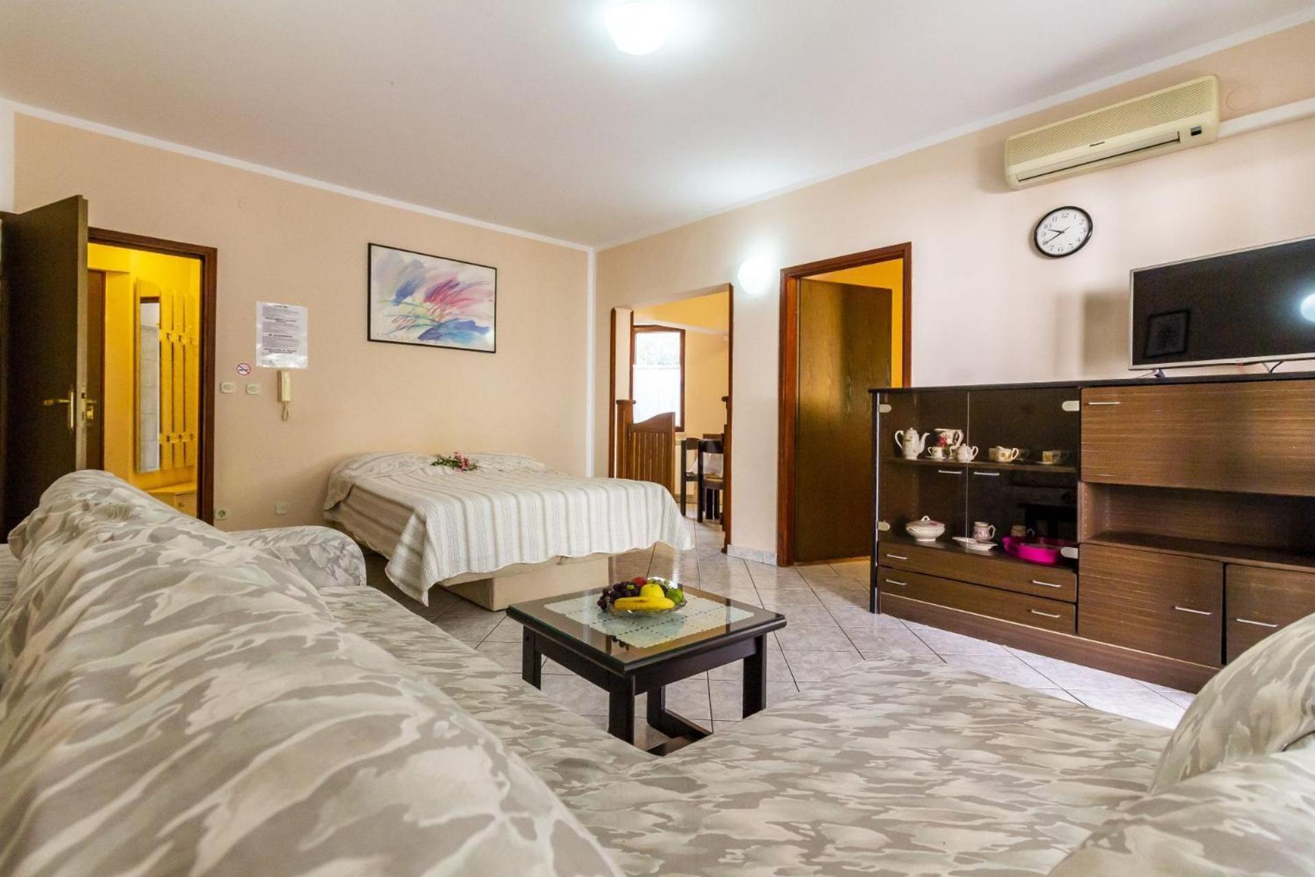 Apartments Mir Fažana Εξωτερικό φωτογραφία